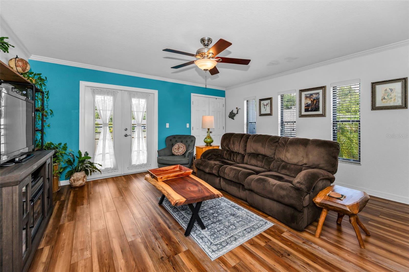 Image 9 of 54 For 704 Lyndhurst Street 624
