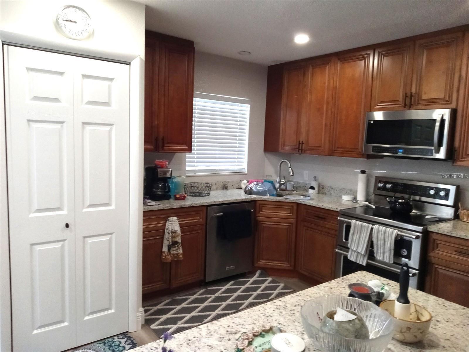 Image 4 of 41 For 2460 Franciscan Drive 28
