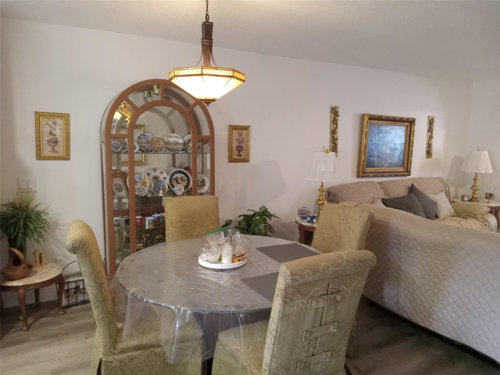 Image 6 of 41 For 2460 Franciscan Drive 28