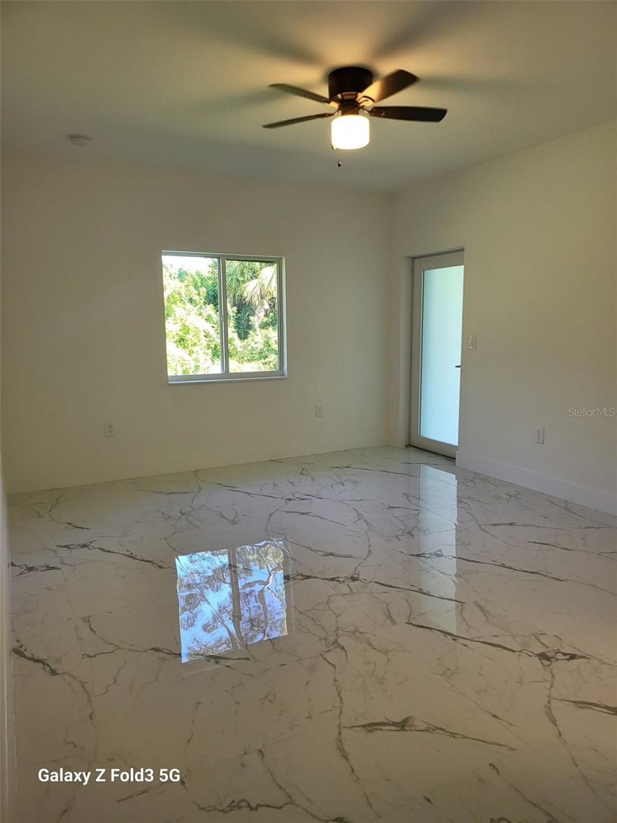 Image 9 of 21 For 521 Frank Jewett Avenue S