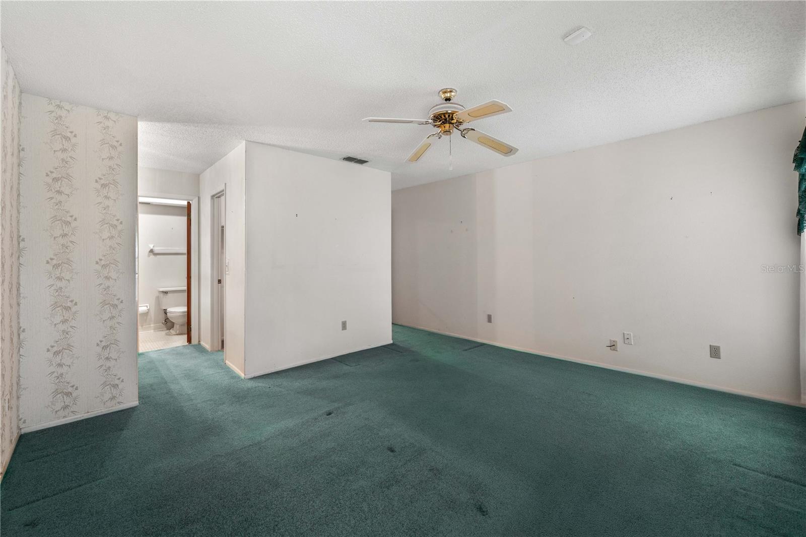 Image 15 of 46 For 1949 Tampa Bay Drive