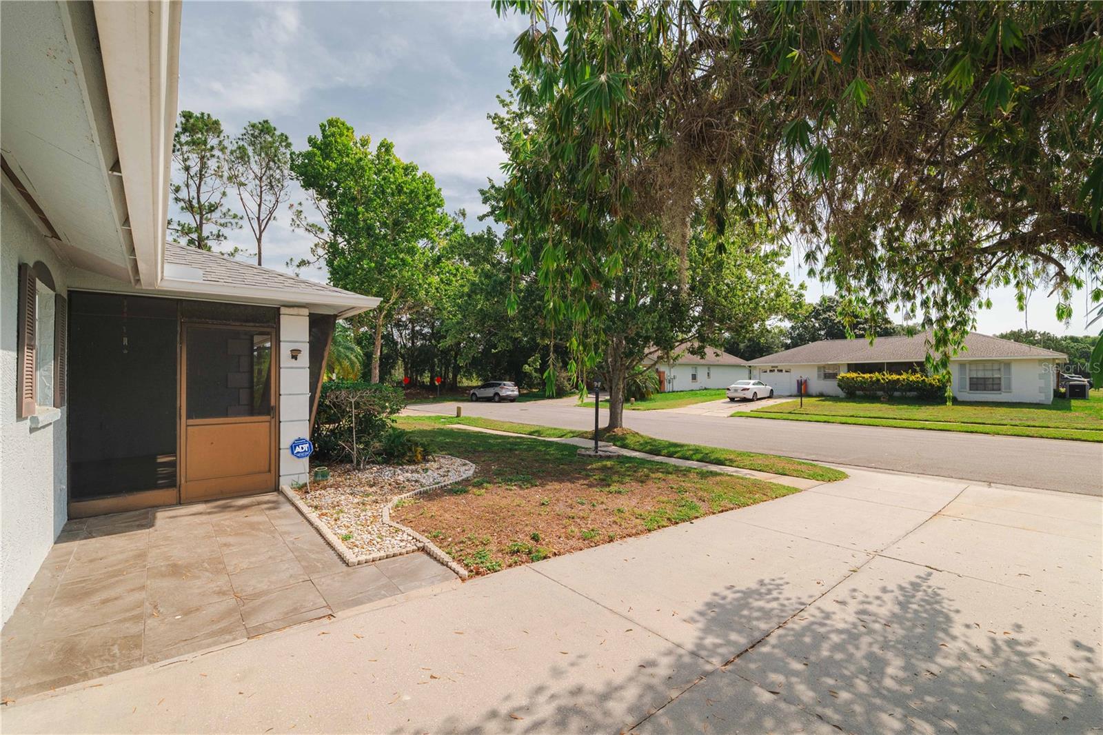 Image 31 of 46 For 1949 Tampa Bay Drive