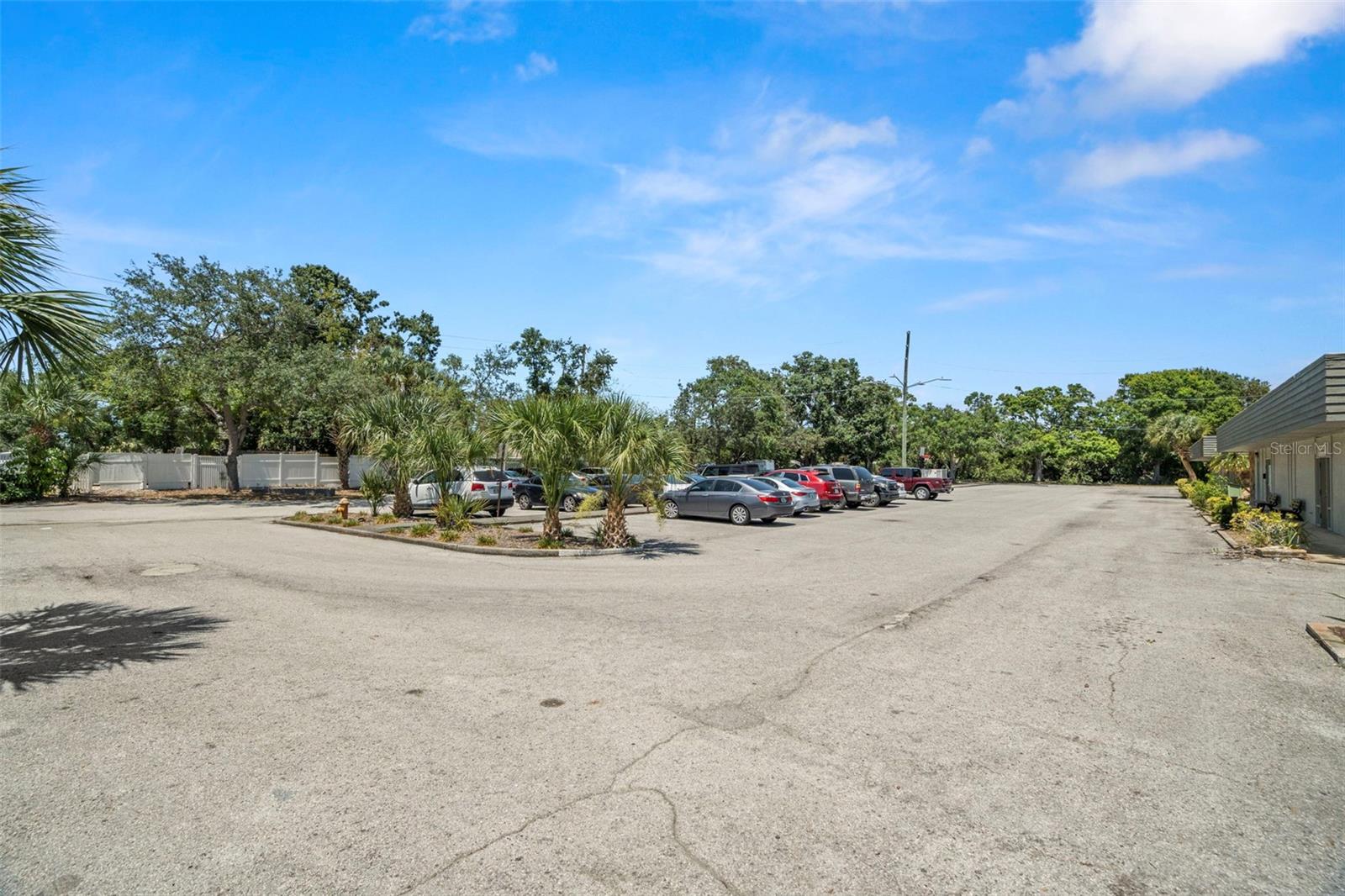 Image 29 of 30 For 10333 Seminole Boulevard 6