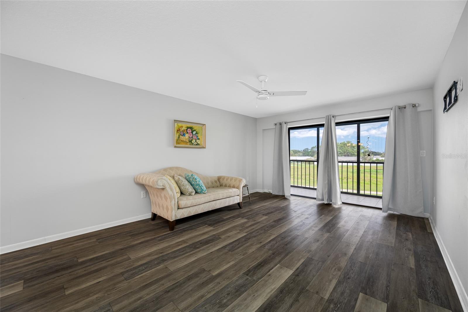 Image 15 of 40 For 9450 Harbor Greens Way 207