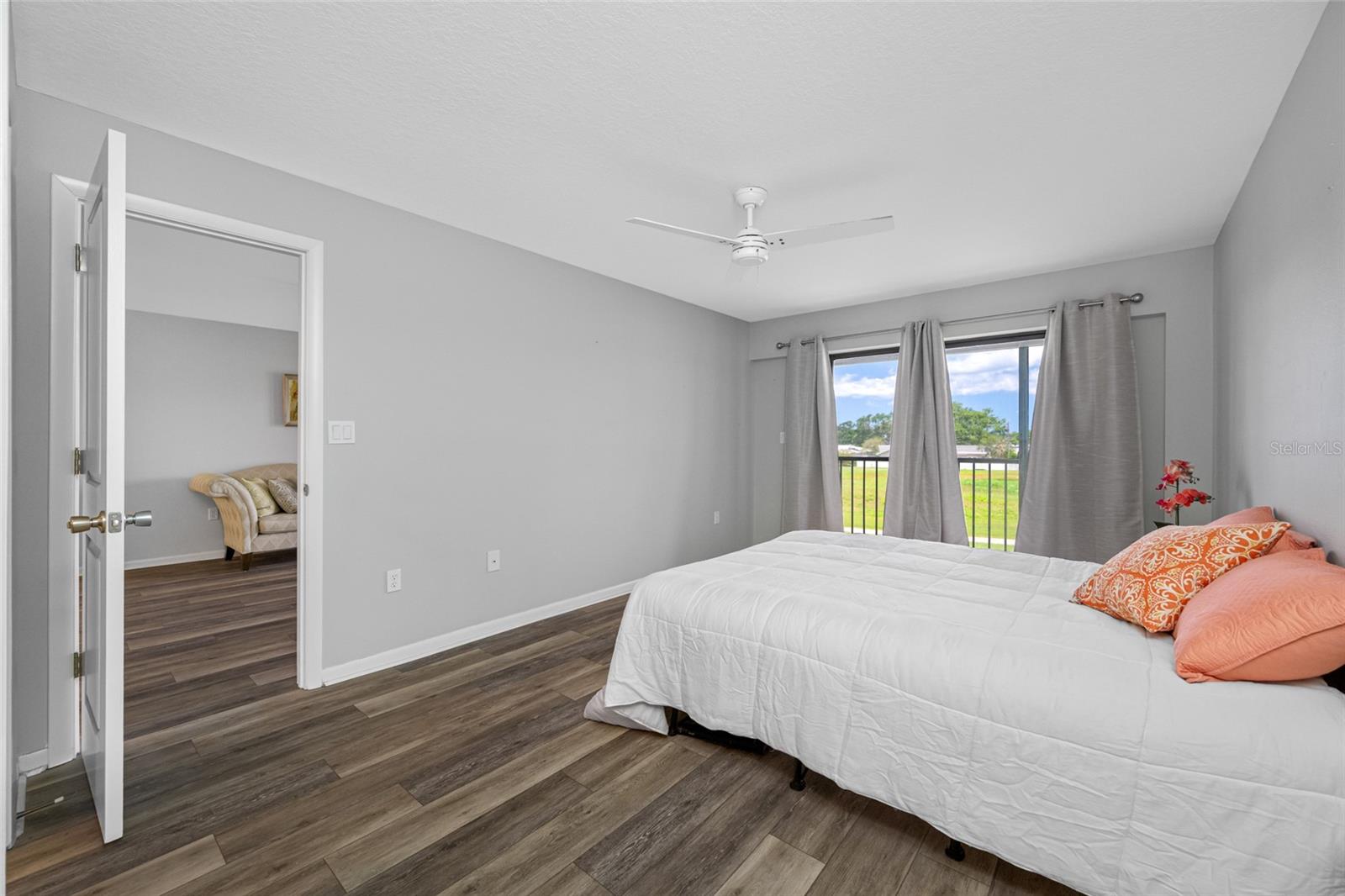 Image 18 of 40 For 9450 Harbor Greens Way 207