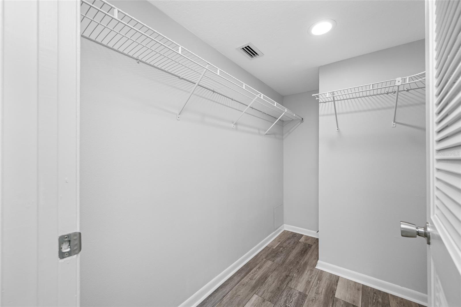 Image 19 of 40 For 9450 Harbor Greens Way 207