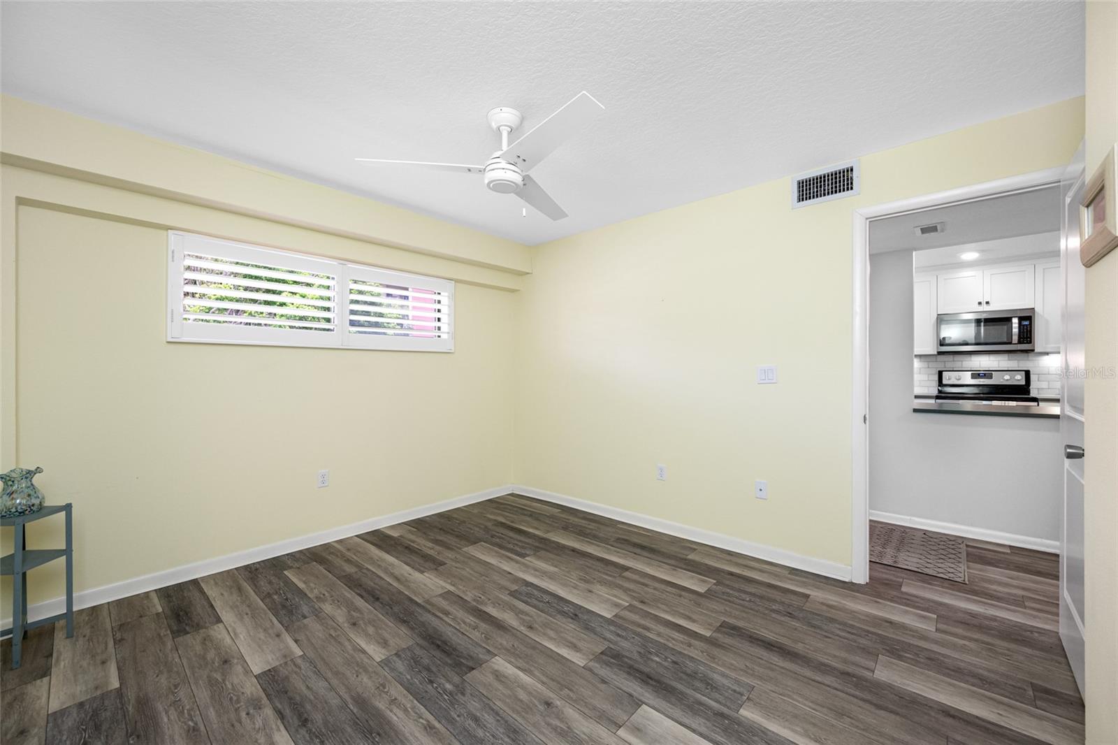 Image 23 of 40 For 9450 Harbor Greens Way 207