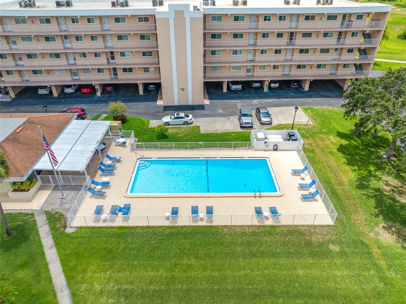 Image 36 of 40 For 9450 Harbor Greens Way 207