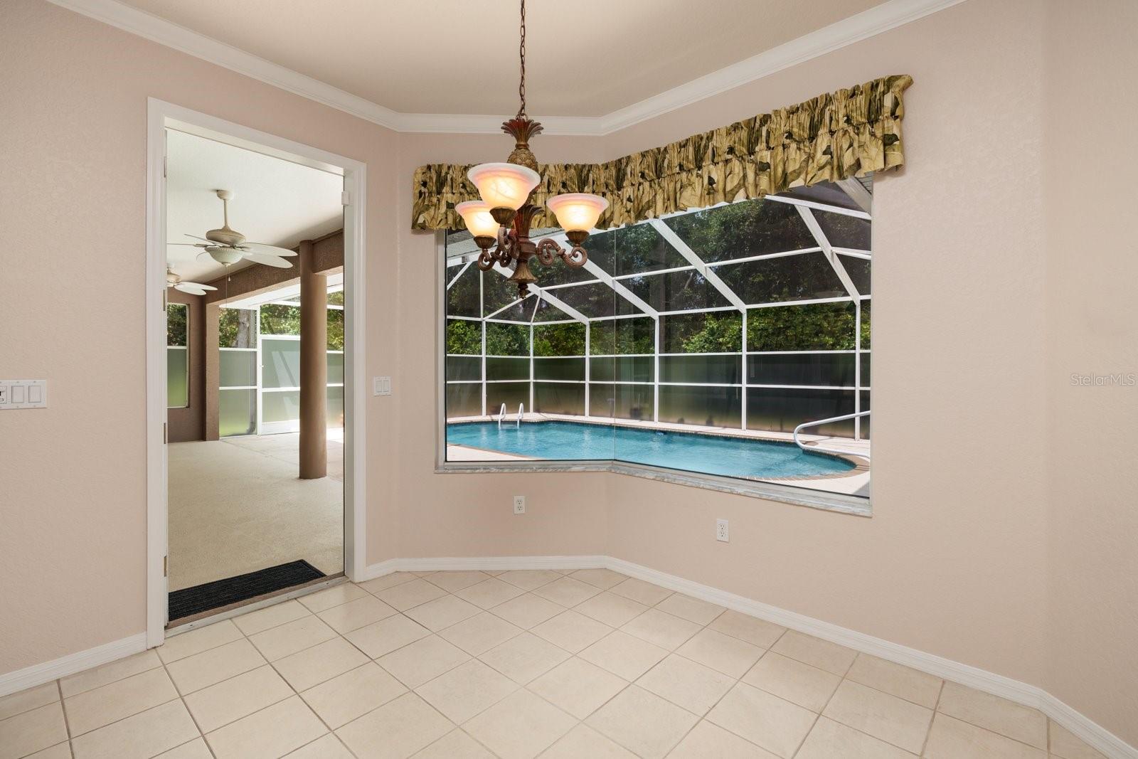 Listing photo id 11 for 16 Dahoon Court N