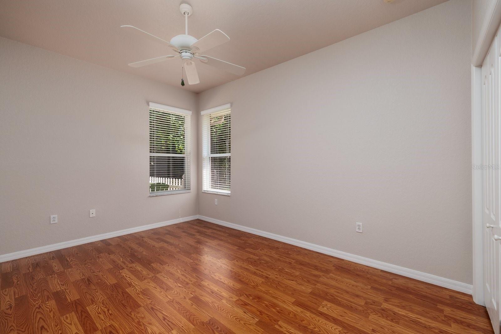 Listing photo id 20 for 16 Dahoon Court N
