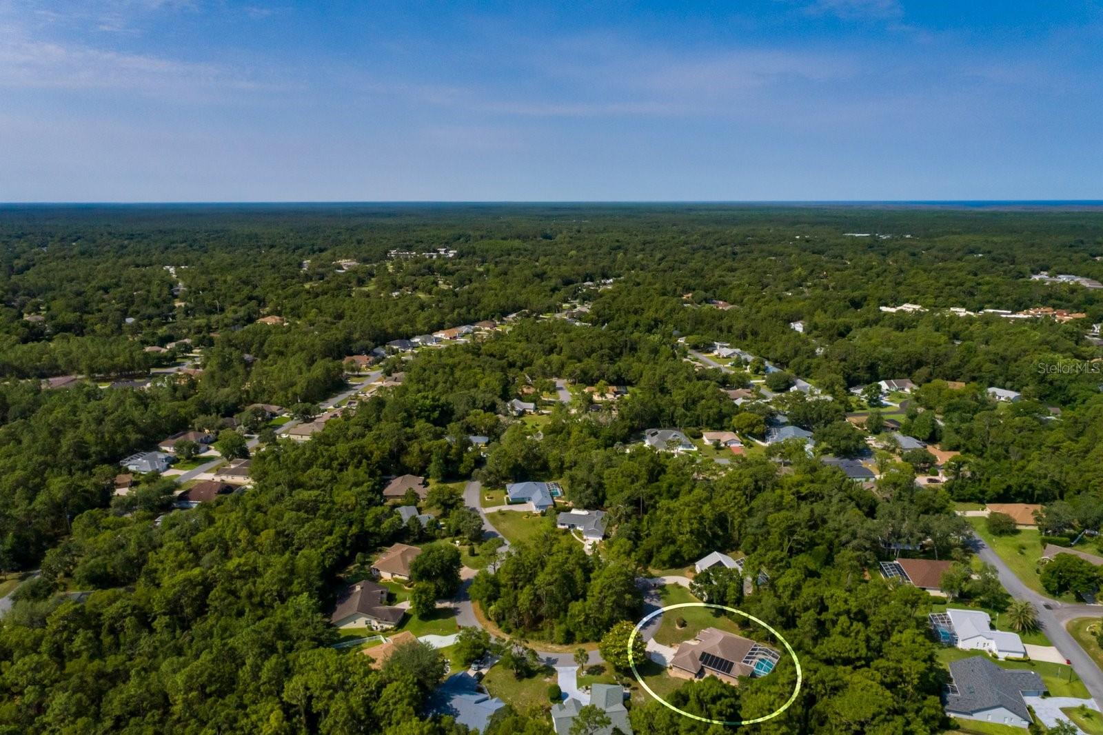 Listing photo id 36 for 16 Dahoon Court N