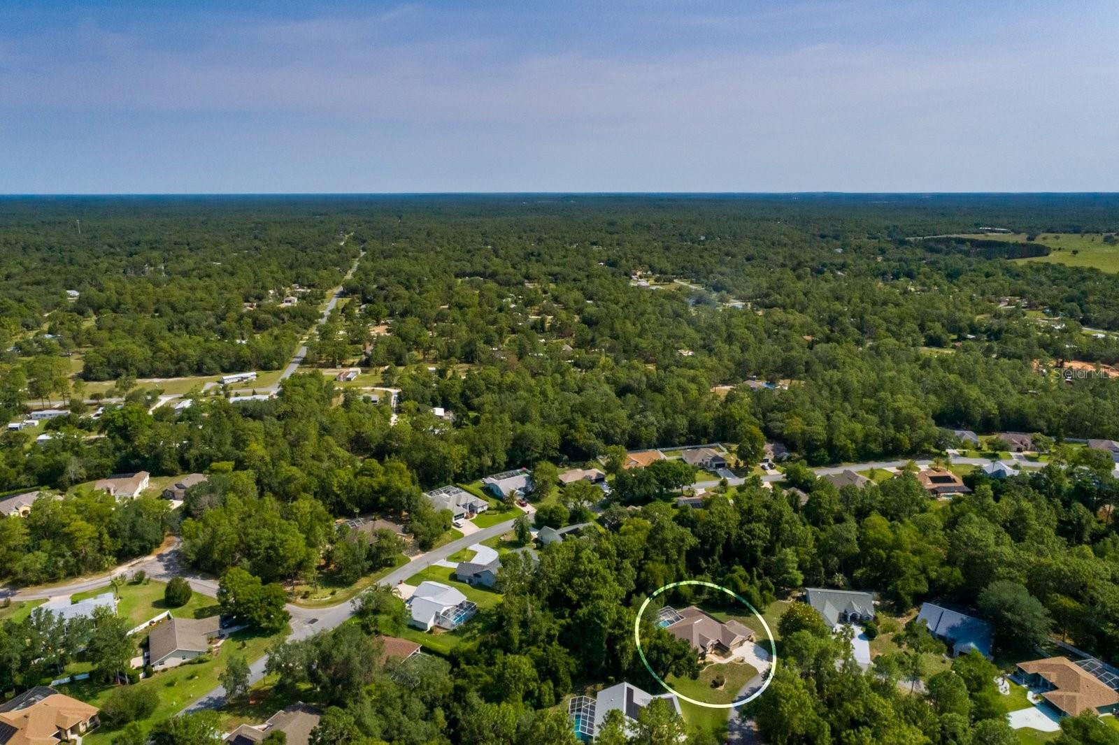 Listing photo id 40 for 16 Dahoon Court N