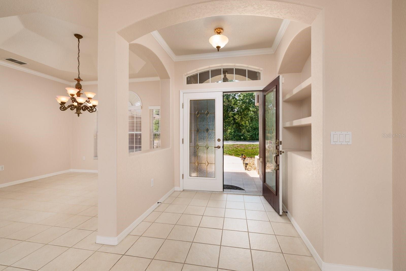 Listing photo id 4 for 16 Dahoon Court N