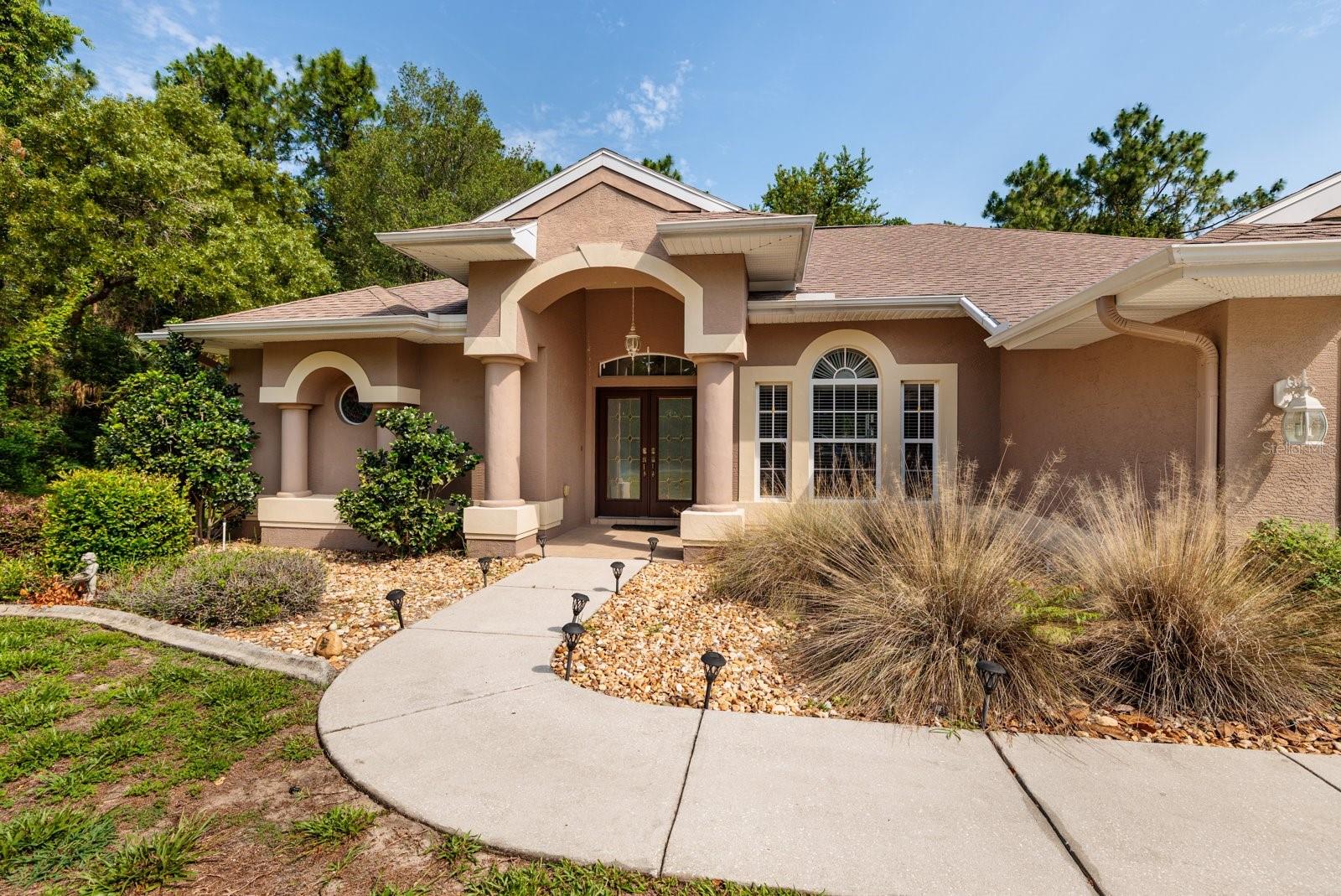 Listing photo id 62 for 16 Dahoon Court N