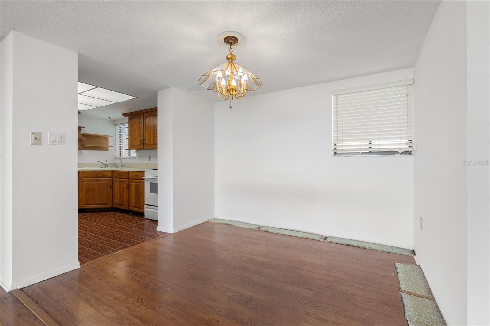 Image 12 of 63 For 500 Osceola Avenue 811
