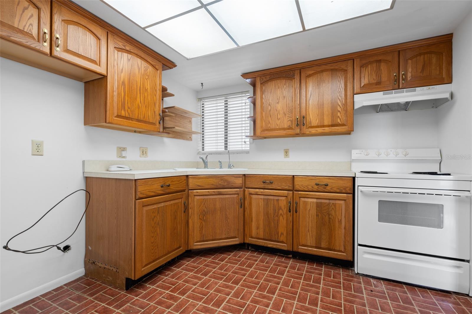 Image 13 of 63 For 500 Osceola Avenue 811