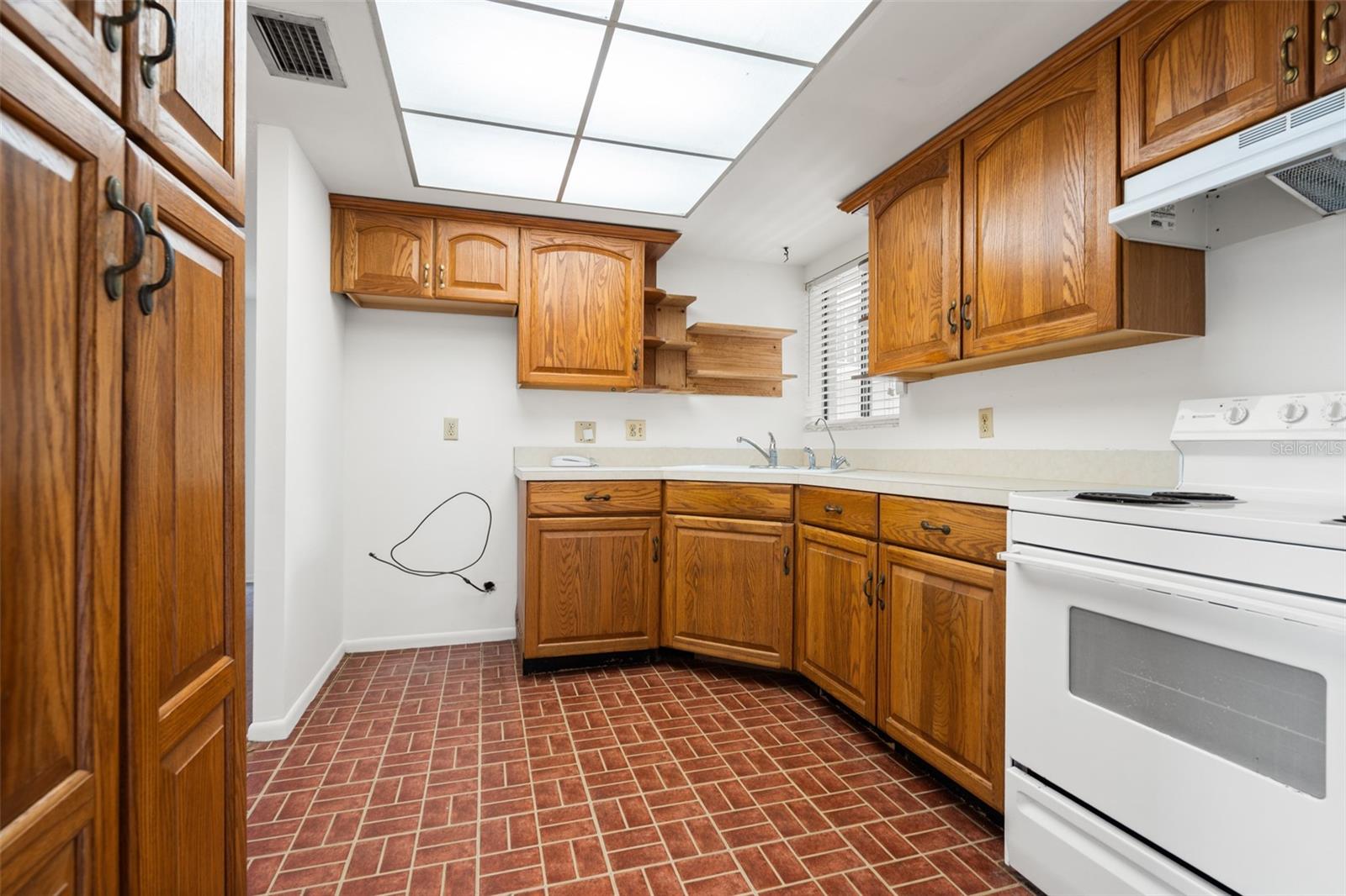 Image 14 of 63 For 500 Osceola Avenue 811
