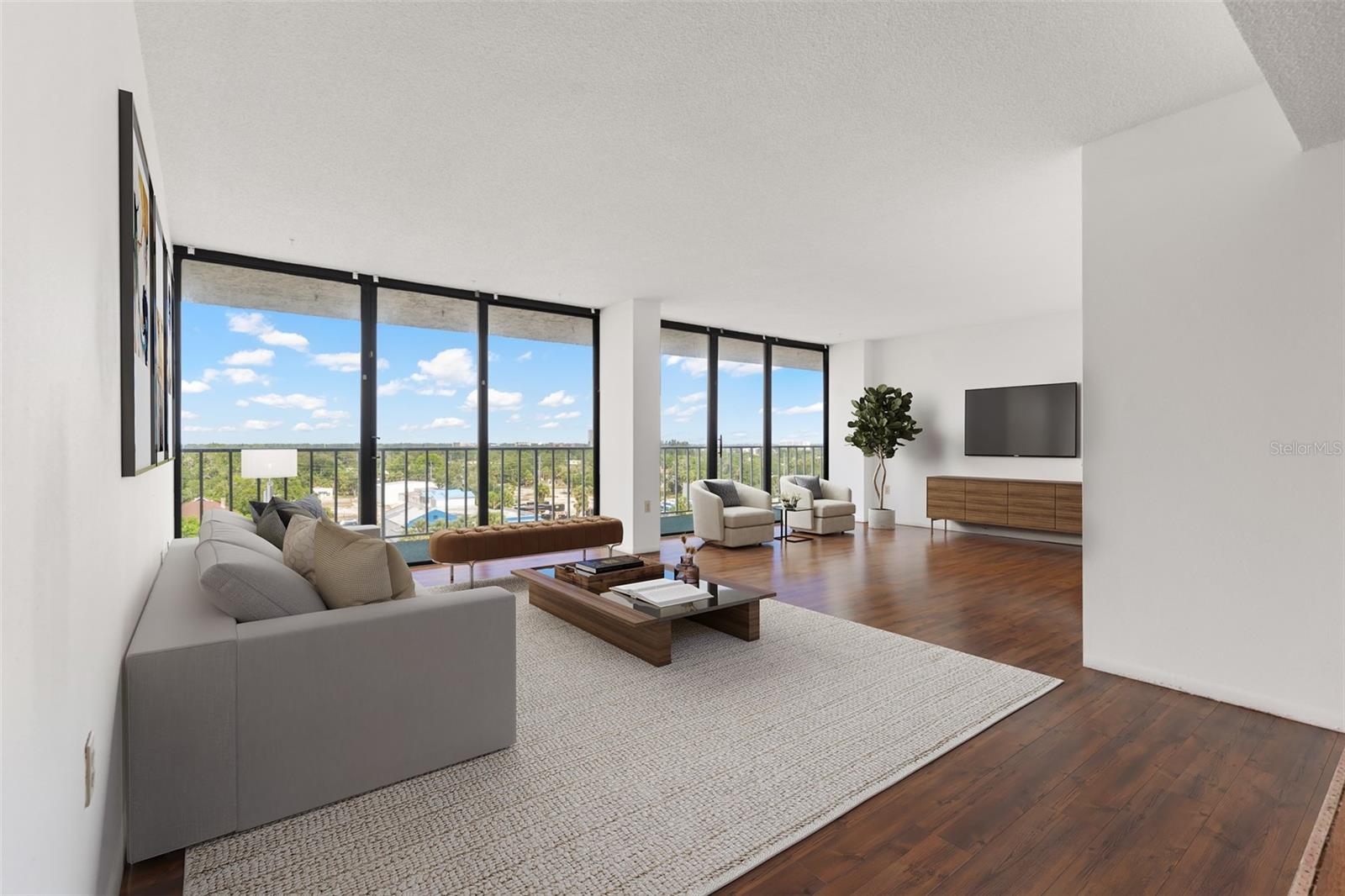 Image 18 of 63 For 500 Osceola Avenue 811
