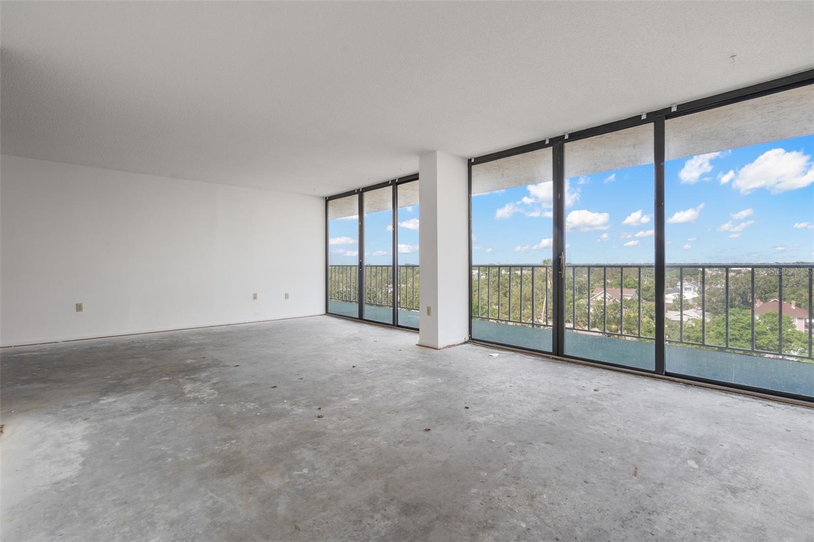 Image 20 of 63 For 500 Osceola Avenue 811