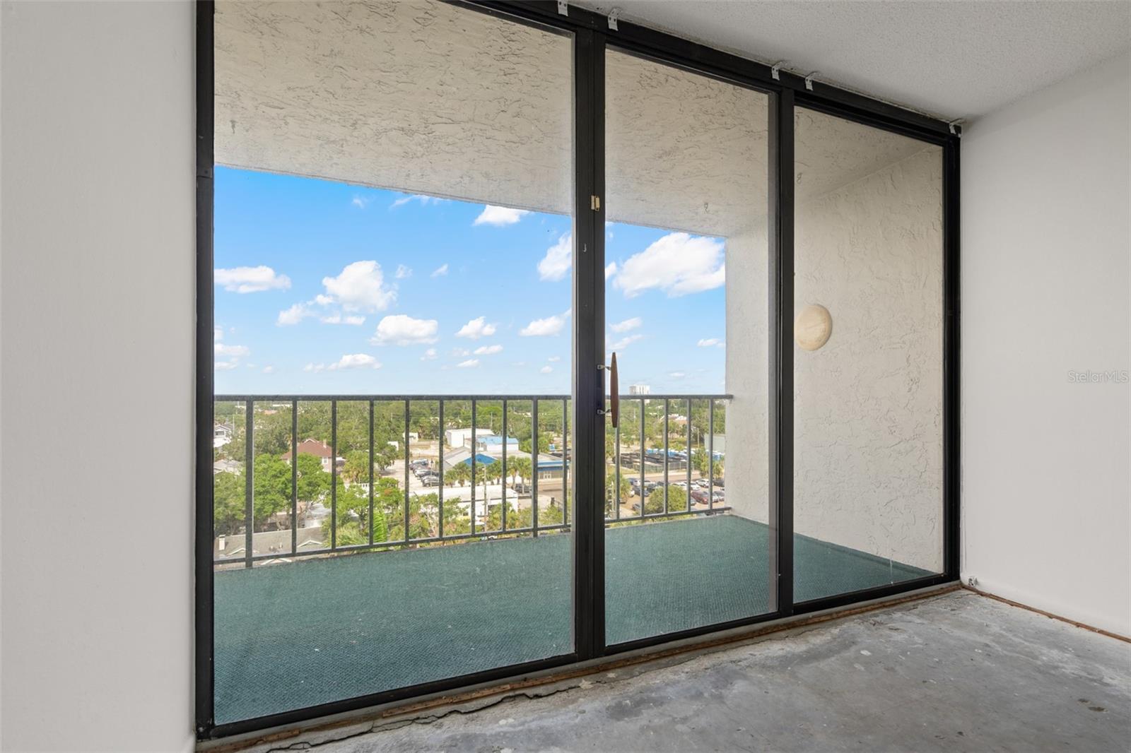 Image 30 of 63 For 500 Osceola Avenue 811