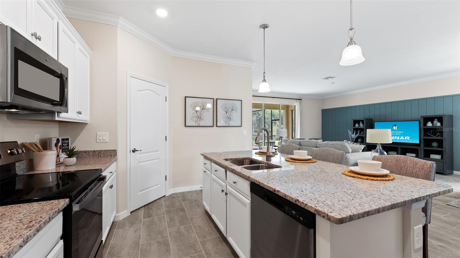 Image 20 of 38 For 15107 Oxford Grey Drive