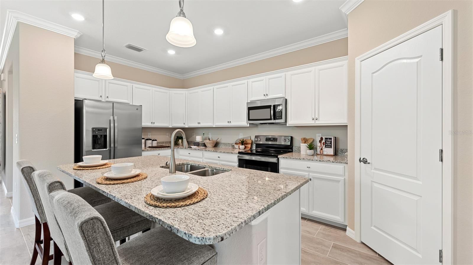 Image 22 of 38 For 15107 Oxford Grey Drive