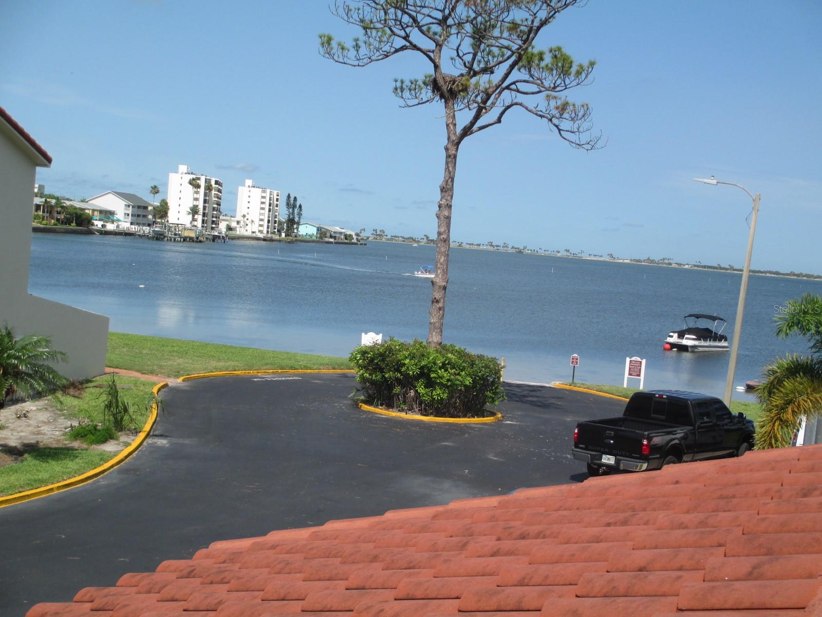 Image 2 of 37 For 2700 Bayshore Boulevard 497