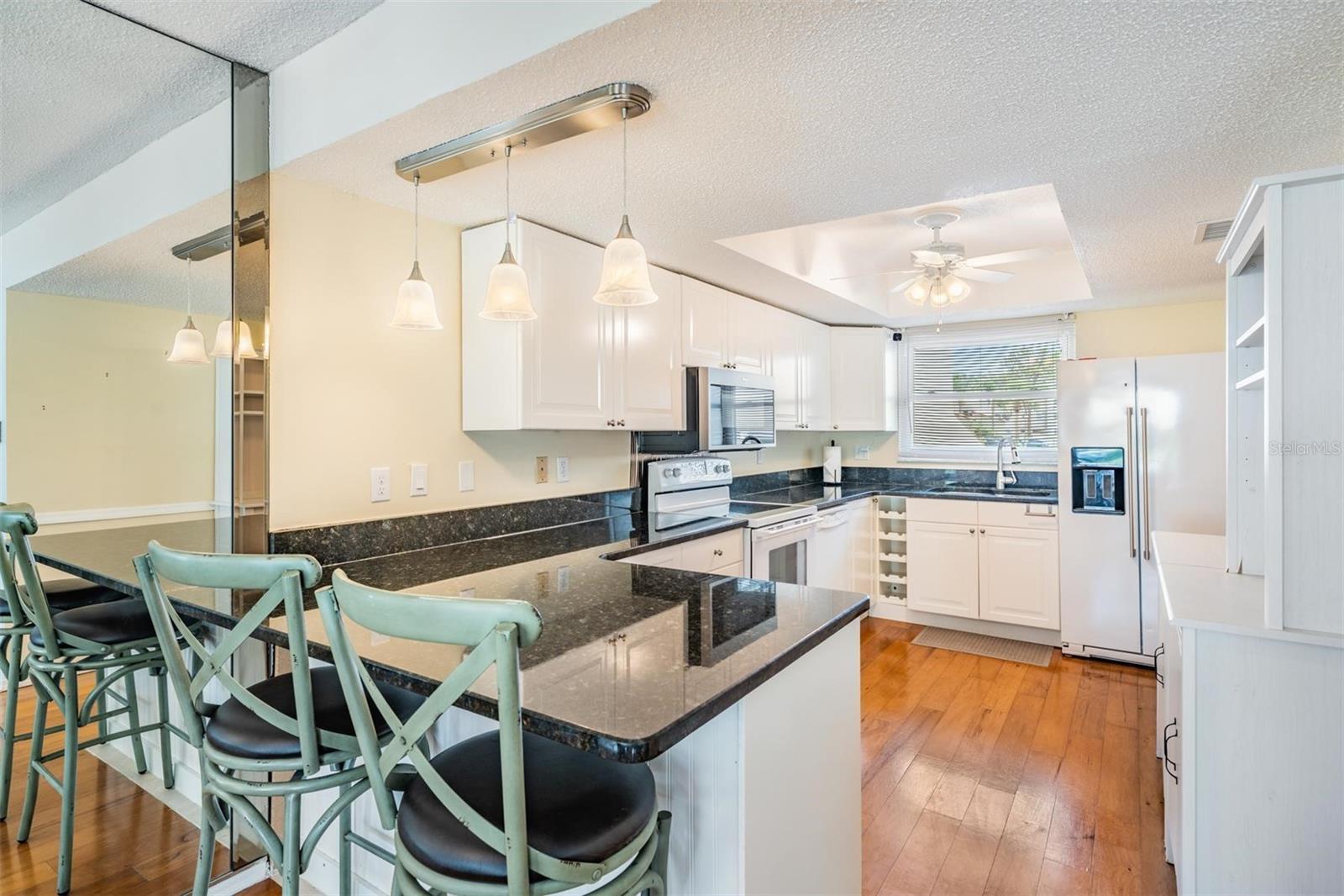 Image 4 of 37 For 2700 Bayshore Boulevard 497