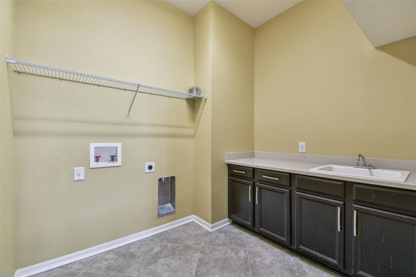 Image 32 of 83 For 4089 Windcrest Drive
