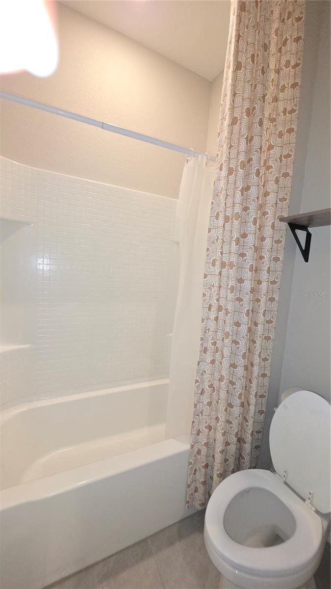 Listing photo id 24 for 13111 Pepper Stem St