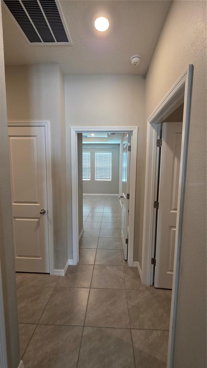 Listing photo id 27 for 13111 Pepper Stem St