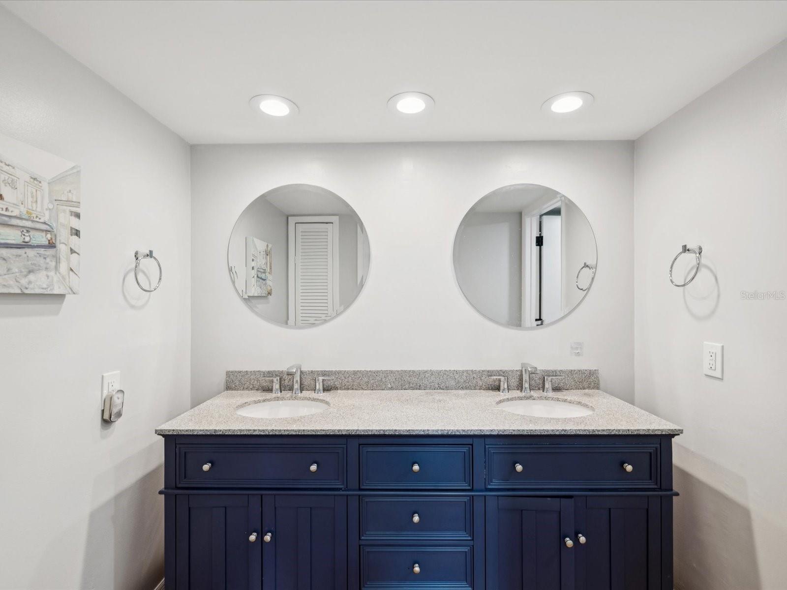 Image 22 of 72 For 3062 Eastland Boulevard 405