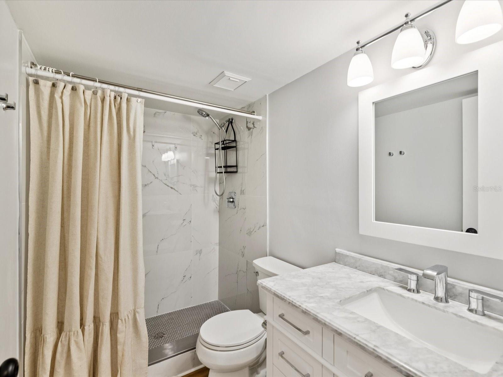 Image 26 of 72 For 3062 Eastland Boulevard 405