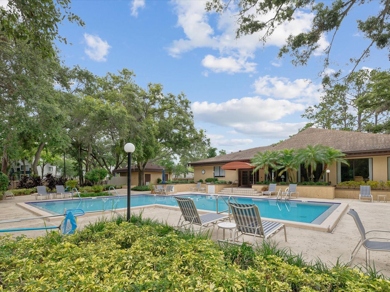 Image 44 of 72 For 3062 Eastland Boulevard 405