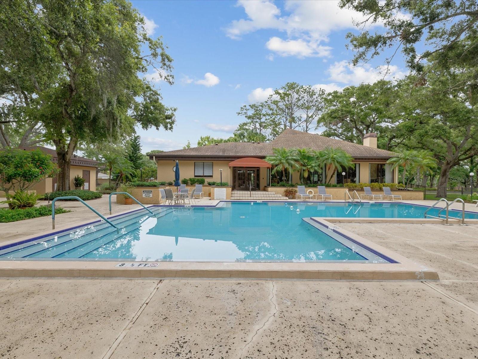 Image 47 of 72 For 3062 Eastland Boulevard 405