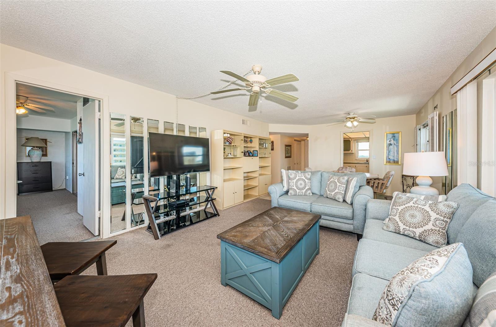 Image 13 of 55 For 4750 Cove Circle 1001