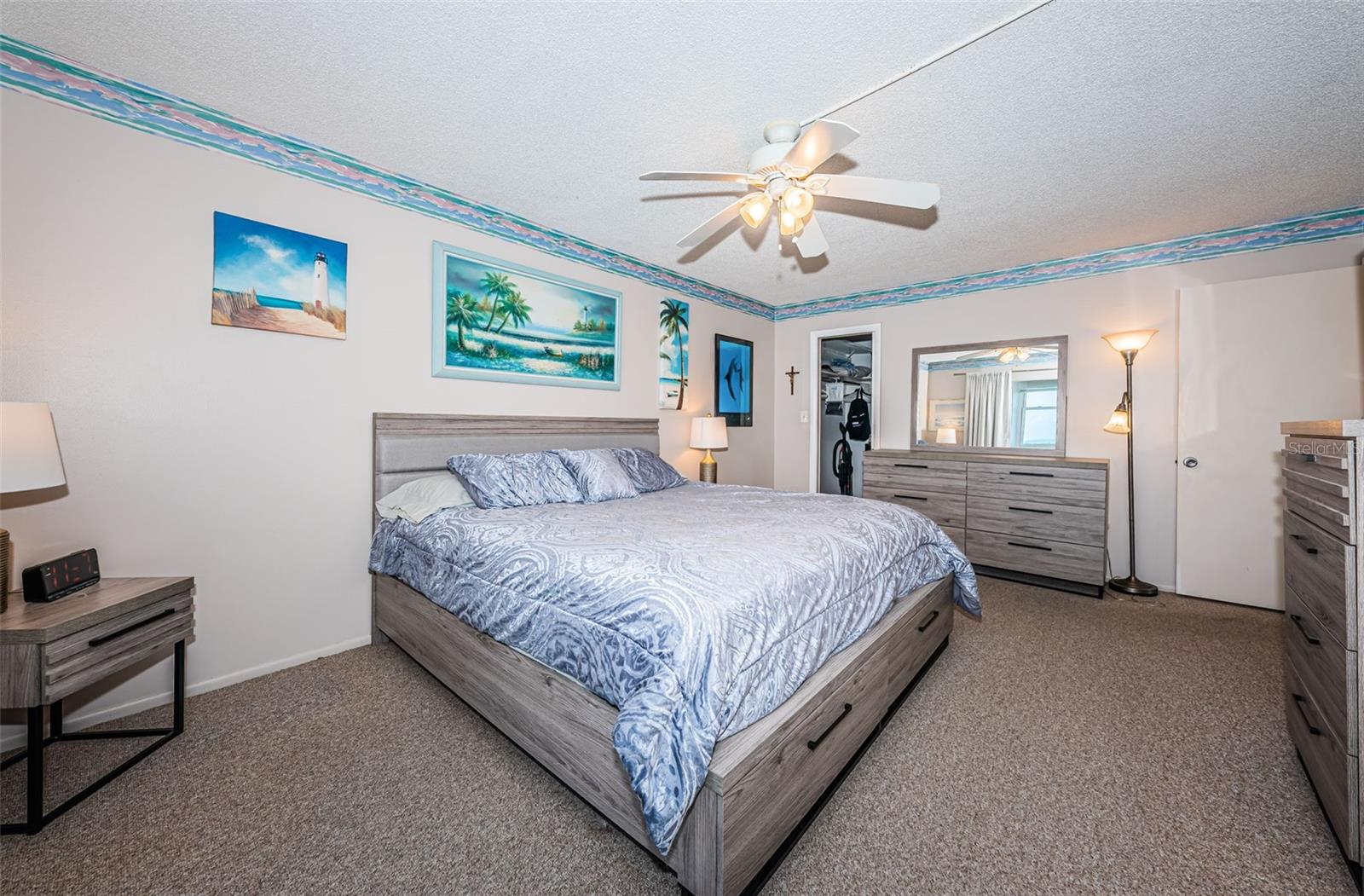 Image 19 of 55 For 4750 Cove Circle 1001