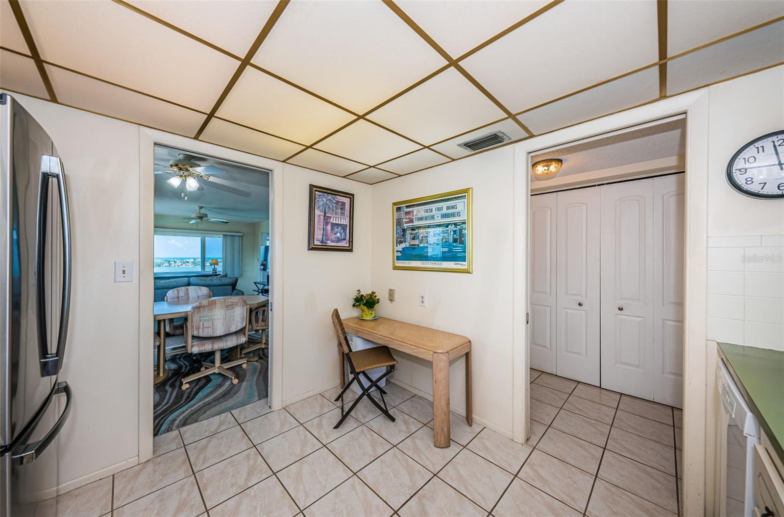 Image 7 of 55 For 4750 Cove Circle 1001
