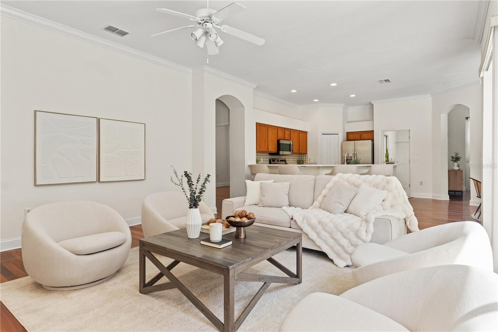 Listing photo id 15 for 2901 Laurel Meadow Court