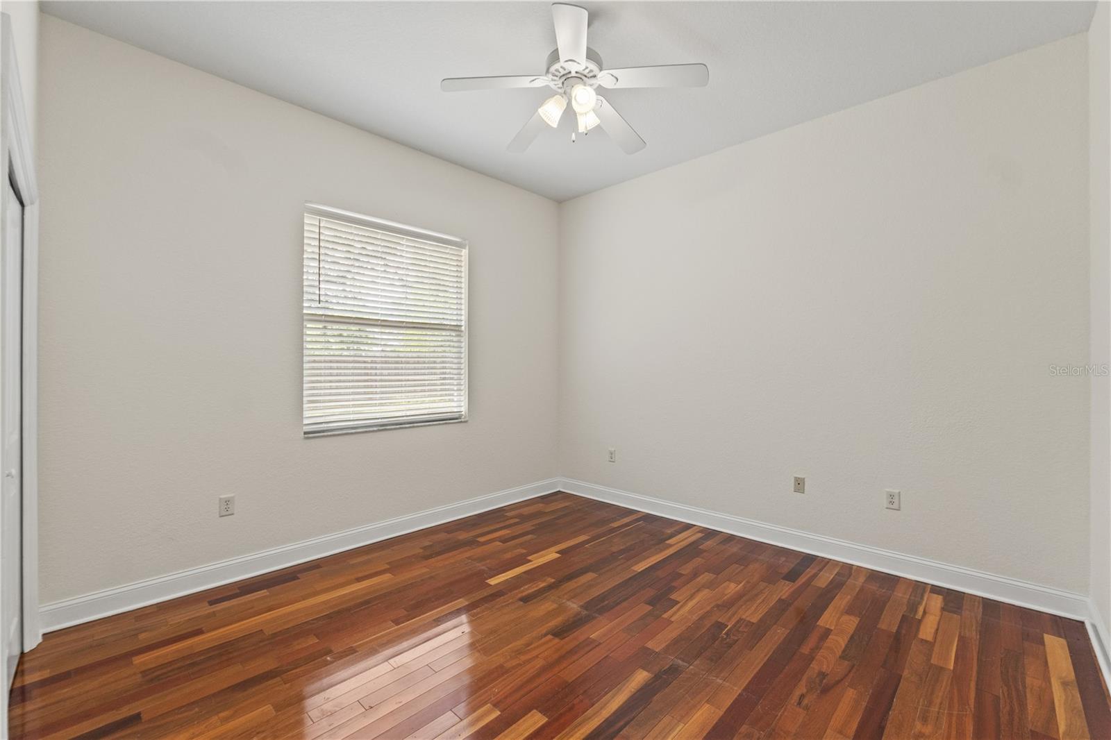 Listing photo id 19 for 2901 Laurel Meadow Court