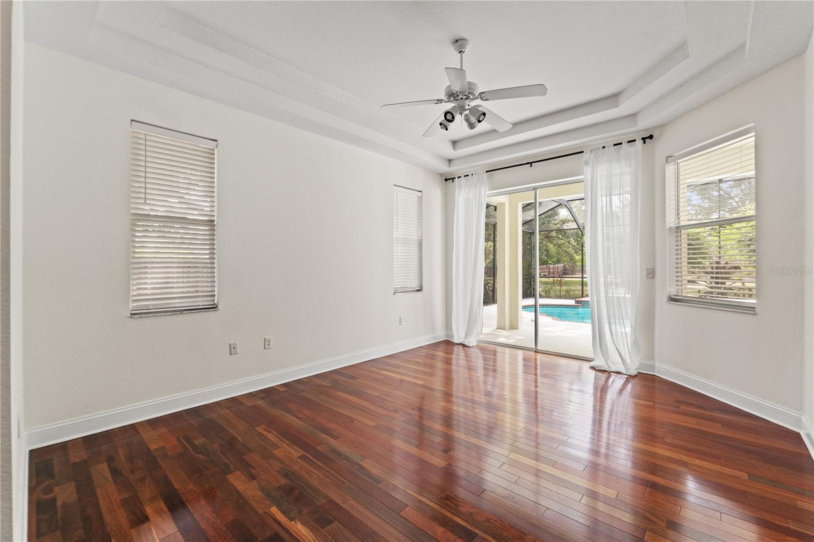 Listing photo id 21 for 2901 Laurel Meadow Court