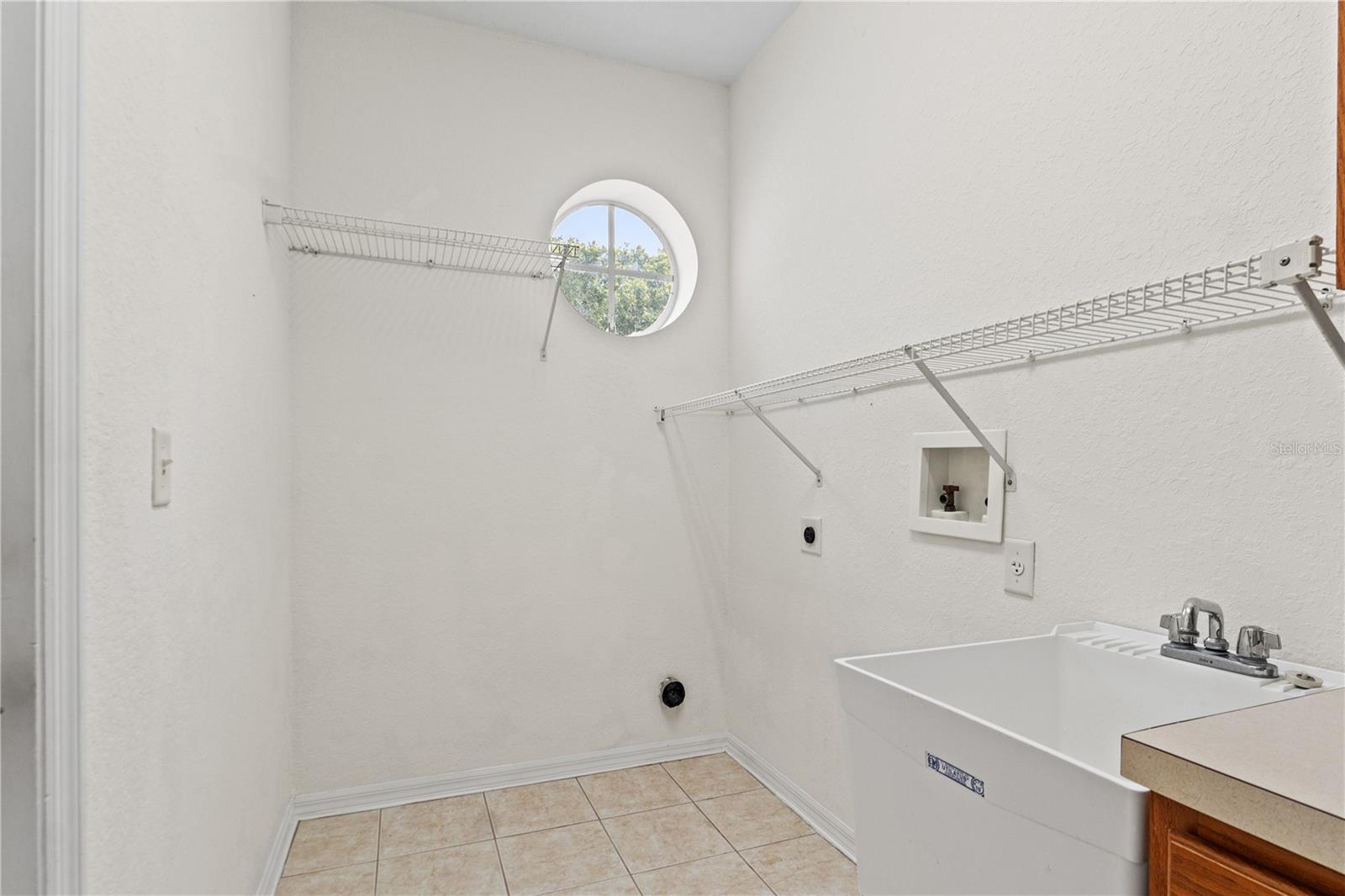 Listing photo id 28 for 2901 Laurel Meadow Court