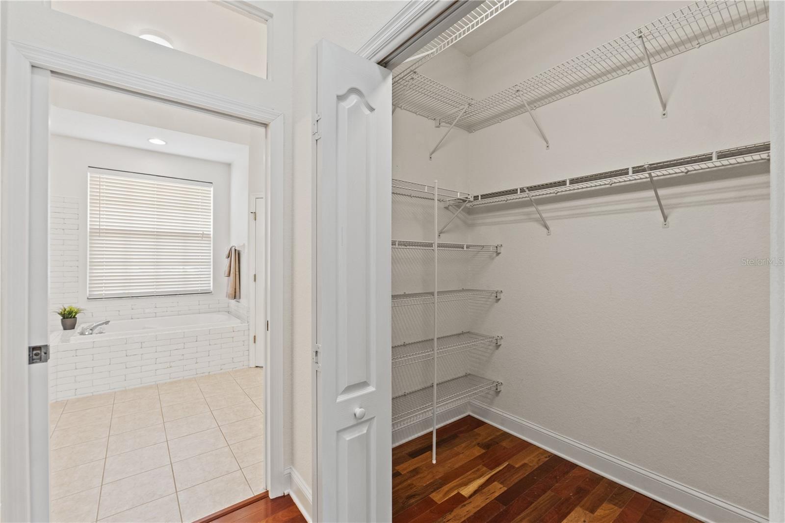 Listing photo id 29 for 2901 Laurel Meadow Court