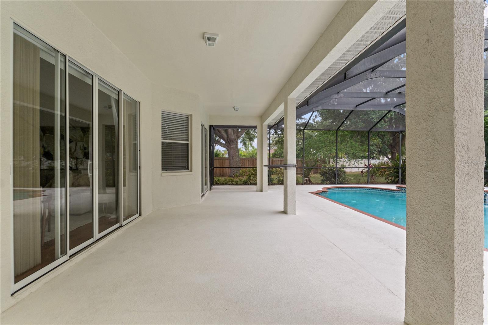 Listing photo id 32 for 2901 Laurel Meadow Court