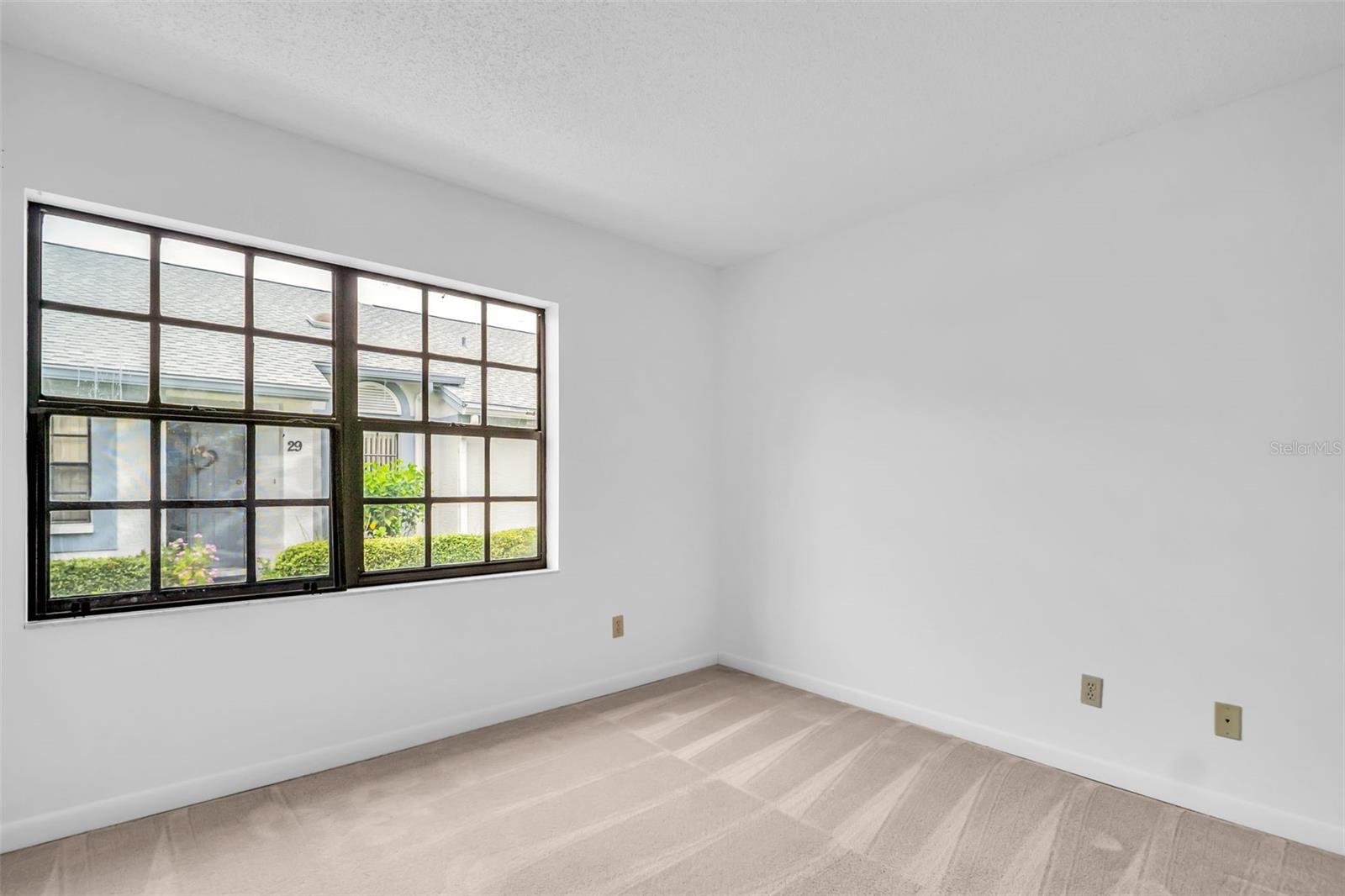 Image 13 of 28 For 2749 Countryside Boulevard 20