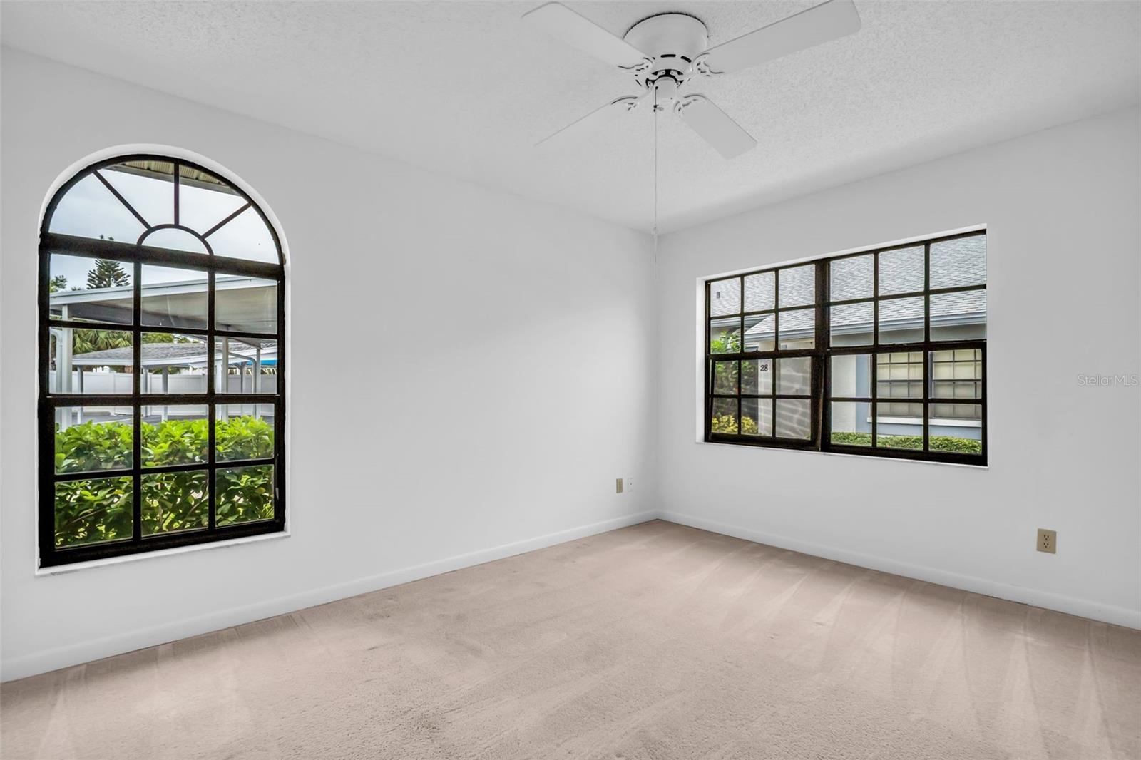 Image 17 of 28 For 2749 Countryside Boulevard 20