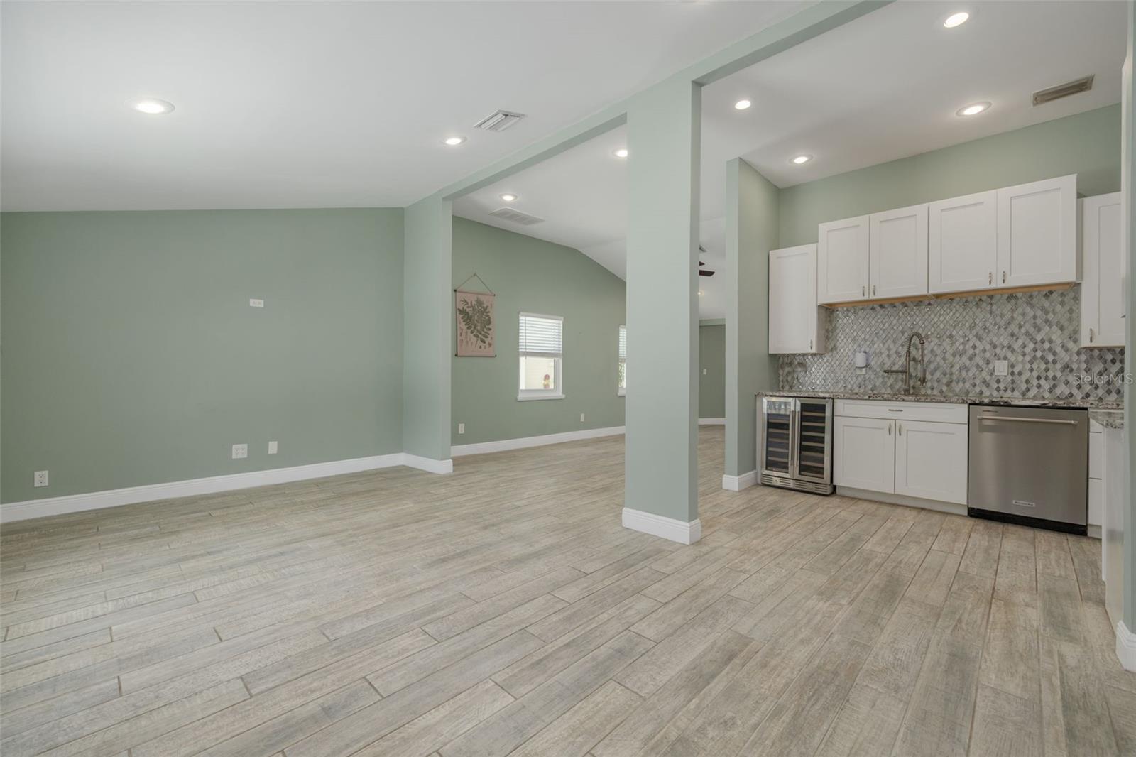 Image 3 of 30 For 941 65th Street S