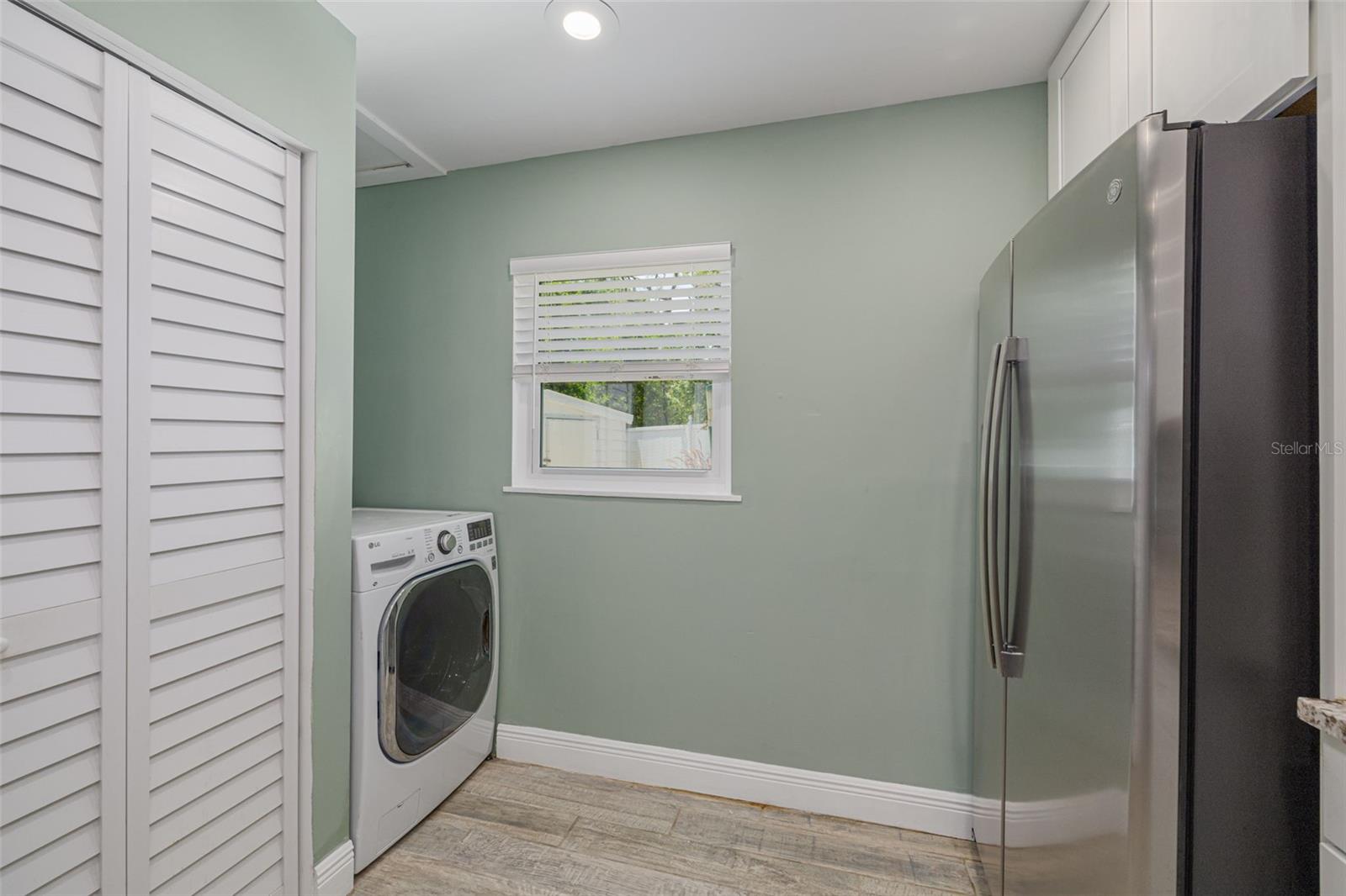 Image 7 of 30 For 941 65th Street S