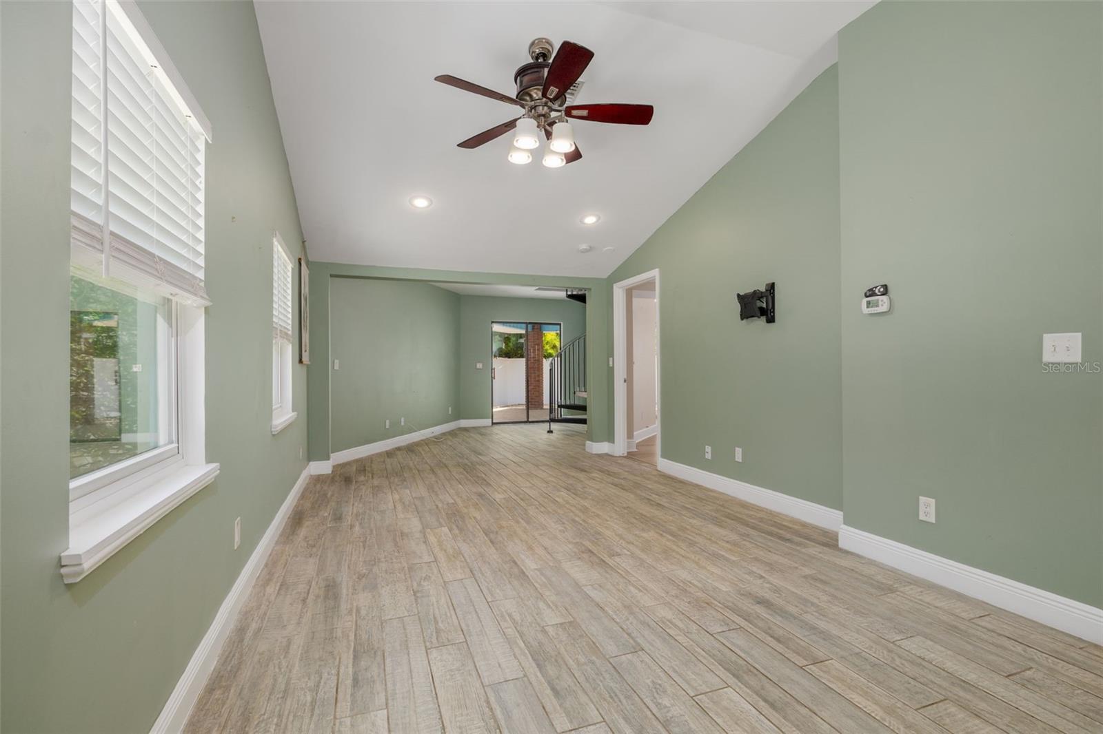 Image 9 of 30 For 941 65th Street S