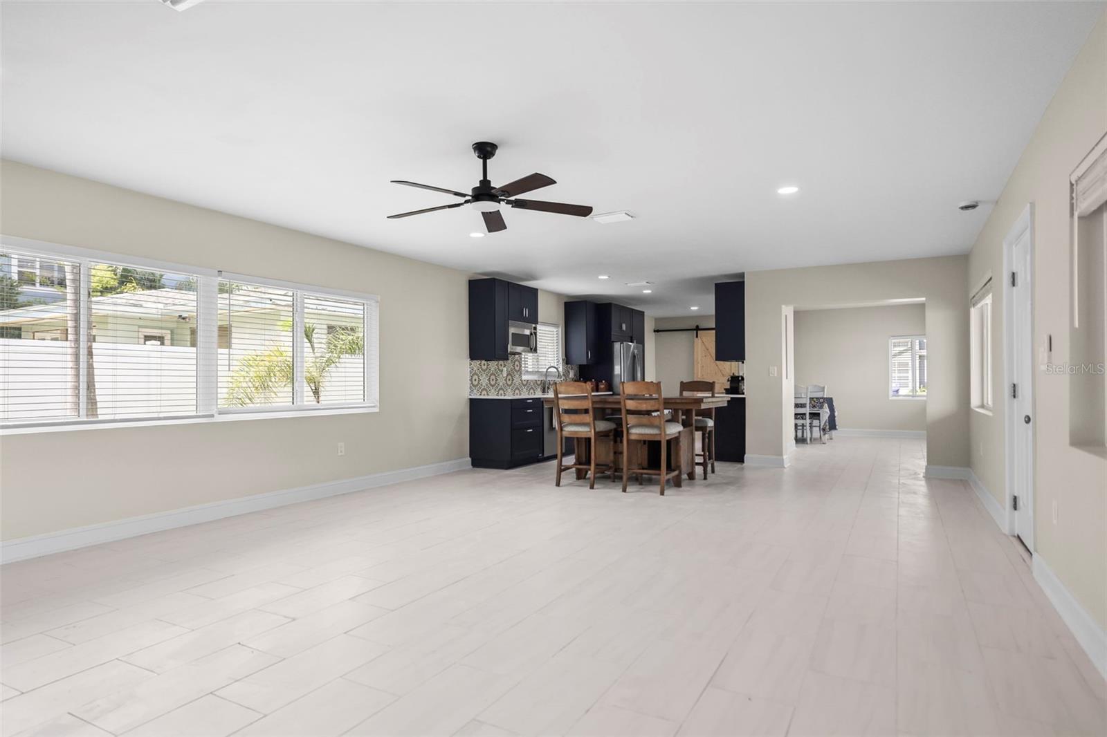 Image 6 of 59 For 1794 Santa Barbara Dr